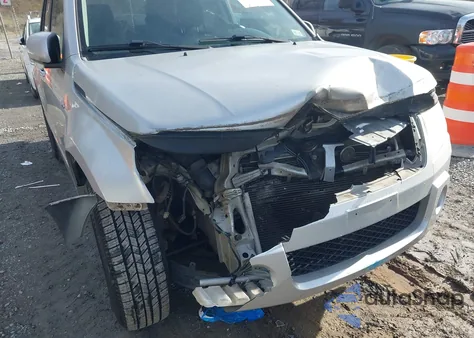 2006 Suzuki Grand Vitara Premium from USA, damaged, VIN JS3TD943264103319